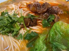 -哇蛙牛功夫面渝都料理(龙阳广场店)