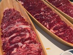 -左庭右院鲜牛肉火锅(金山万达店)