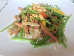 -若蘭慈·无国界素食料理(欢乐海岸店)