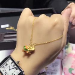 -六福珠寶(苏州人民商场店)