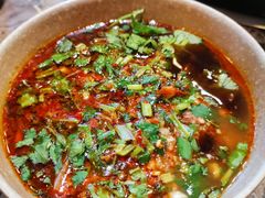 -肖肖酸萝卜鱼火锅(总店)