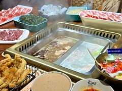 -东巴婆婆云南鱼豆花火锅(大东门店)
