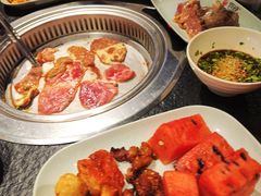 -佰烧海鲜烤肉火锅自助(台东步行街店)