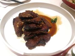 上海熏鱼-老正兴菜馆(福州路店)