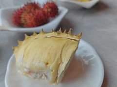 -雍容荟帝王蟹活龙虾展台自助(IFS黑金店)