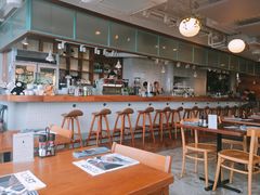 -ROAST coffee & eatery