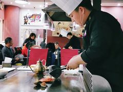 -利昂法式铁板主题餐厅(新奥购物中心店)