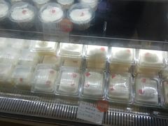 -红宝石·鲜奶小方·海派西点房(莘庄龙之梦店)