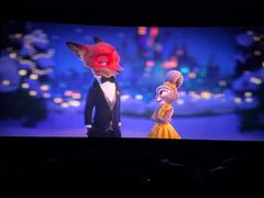 -奎屯友好时尚购物中心