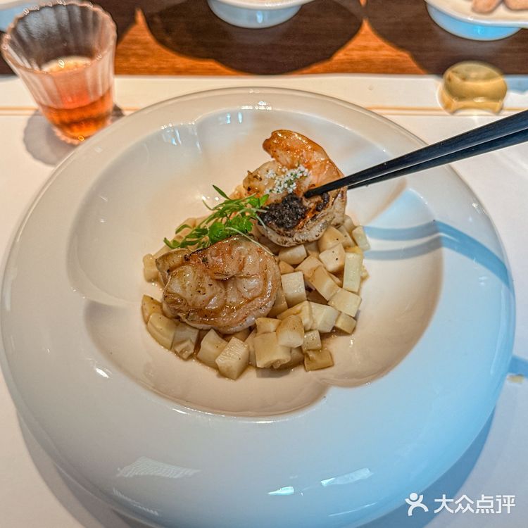 藏在河坊街深处🉐西湖边的王思聪同款私宴