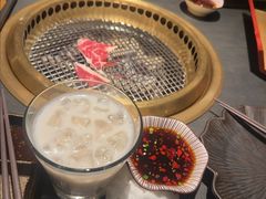 -铭牛烧肉·和牛海鲜自助(高新月牙湖店)