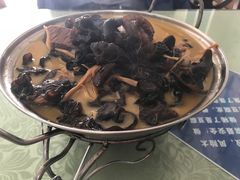 牛腩木耳黄花菜-国庆烧麦馆