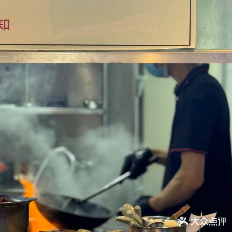 这碗面也太香了吧！淮海路复兴面王