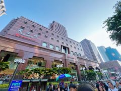 -詹爷爷乌节路街头冰淇淋