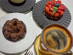 -潮一不贰·法式甜品·生日蛋糕·西式简餐(外滩店)