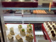 拿破仑-松山湖凯悦酒店·Café自助餐厅·周末火舞秀表演