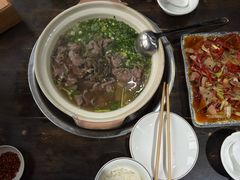 -乐山食古香跷脚牛肉