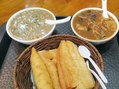 -穆彦华逍遥镇胡辣汤(岗坡路店)
