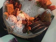 -小苍兰风铃草·礼物蛋糕(沈阳店)