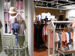 -时尚mego商业广场