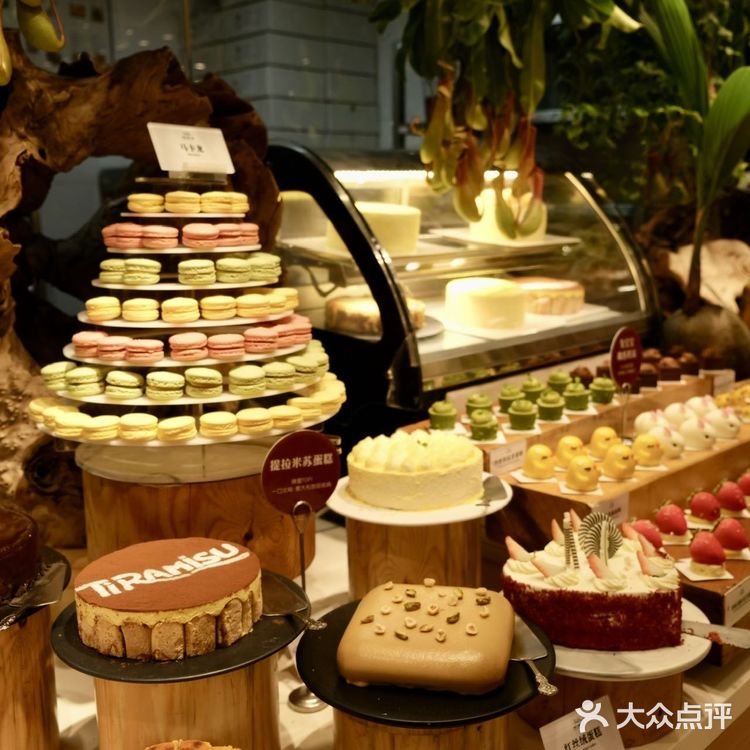 喝到心满意足！店名：第六季自助餐厅（王府井店）