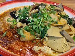-文立新·秤盘麻辣烫(天通苑店)