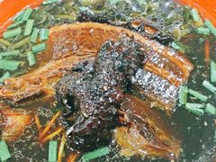 -小龙大肉面馆