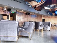 -异次元·LIGHT HOUSE·美食酒廊·休闲露台