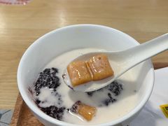 -满记甜品(优客百盛店)