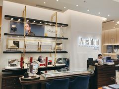 -博士眼镜·President总统(宝安海雅缤纷城店)