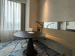 -上海漕河泾万丽酒店