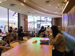 大堂-必胜客(龙湾万达店)
