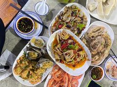 -四川小胡子海鲜(丁村万人海鲜广场店)