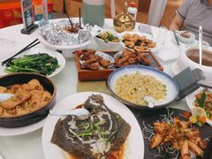 -五谷芳乳鸽王(海景店)