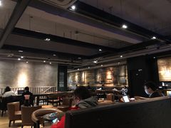 大堂-星巴克(上海虹桥南丰城办公楼店)