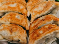 鲜肉韭菜煎饺-芬芳甜品(同福路店)