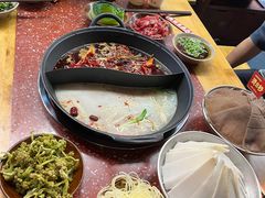 -赵美丽·重庆社区火锅·直营店(火车东站·中豪国际店)