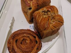 -红星前进面包牛奶公司(畅春园店)