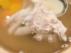 -汗腾格里·风味餐厅(新疆驻京办店)