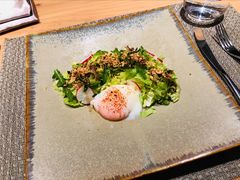 温泉蛋沙拉-香樟花园法式铁板烧(恒隆广场店)