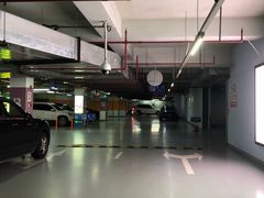 -九六广场-停车场