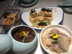 -韵秋荷(宝山龙湖天街店)
