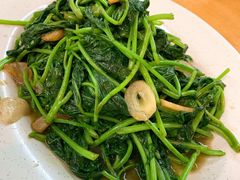 炒番薯叶-明记烧鱼美味店