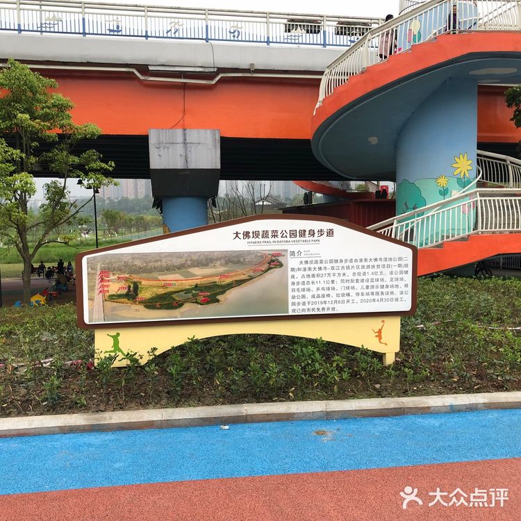 快中午时去了双江古镇，很有名的古镇