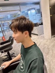-BULB STUDIO 巴柏明星发型工作室
