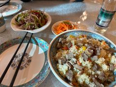 -汗腾格里·风味餐厅(新疆驻京办店)