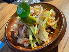 柠檬酸辣无骨凤爪-帕蓝·暹罗料理(曲阳店)