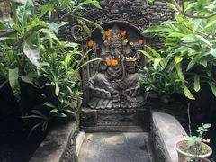 -Warung Babi Guling Ibu Oka 3