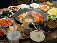 -萍姐火锅·公路夜市(武汉首店)