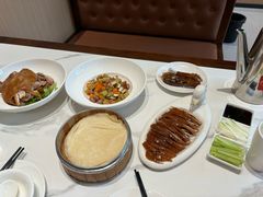 -梅利汴京烤鸭•开封豫菜地标店(东大街店)